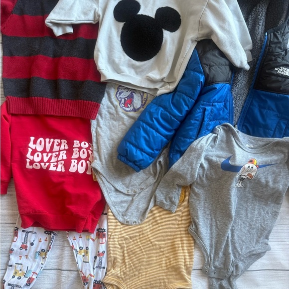 Bundle of 18/24 months Baby Clothes - Picture 1 of 8